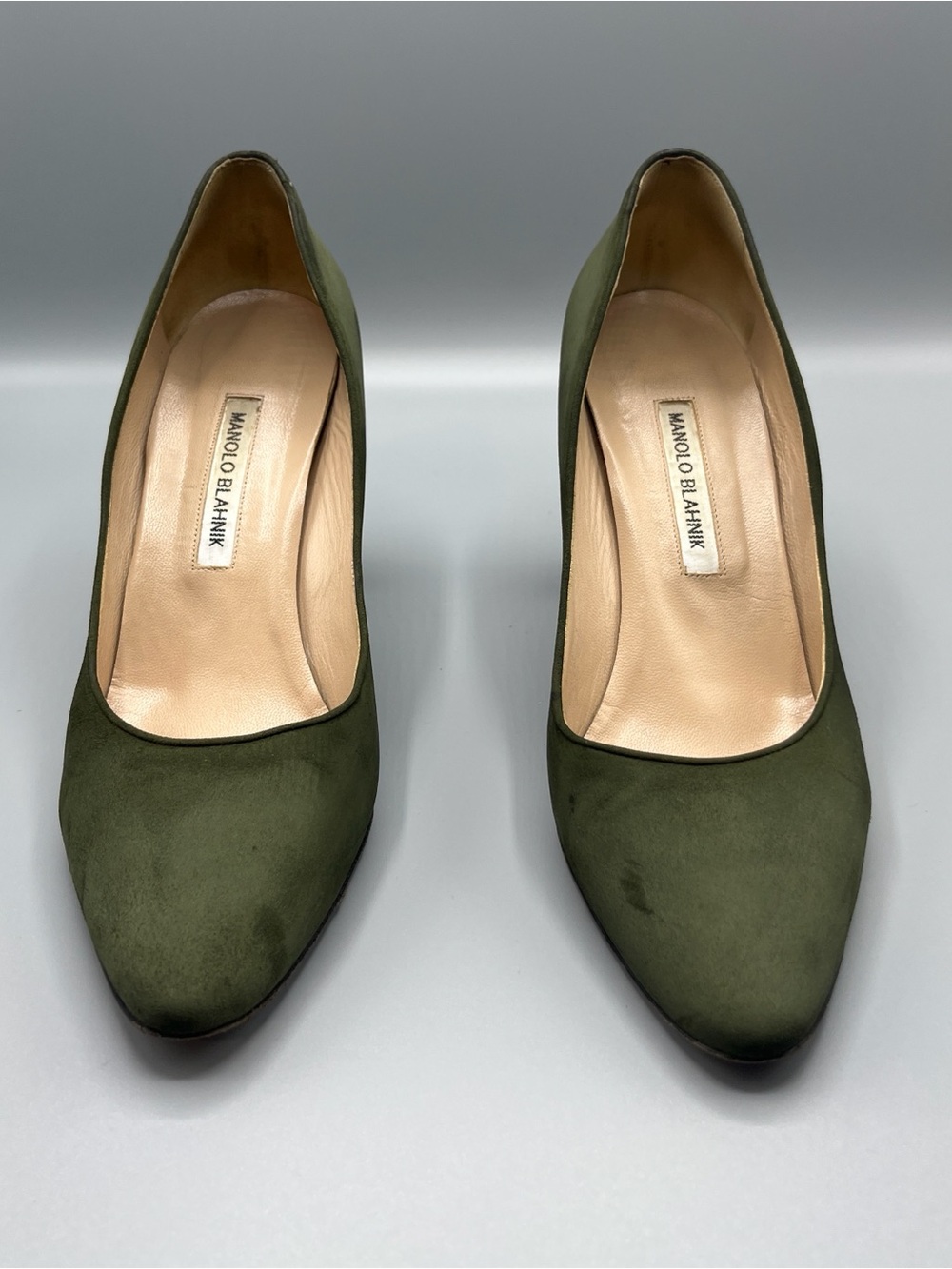 Manolo Blahnik Olive Green Suede Pointed-Toe Pumps Size IT41 US 10 - Picture 3 of 16